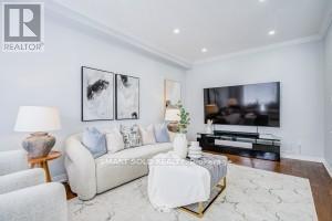 51 Houndsbrook Crescent, Markham, Ontario  L3P 7X9 - Photo 17 - N12205246