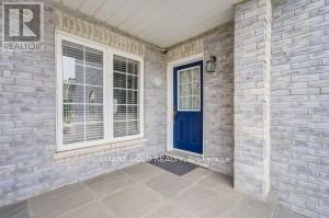 51 Houndsbrook Crescent, Markham, Ontario  L3P 7X9 - Photo 11 - N12205246