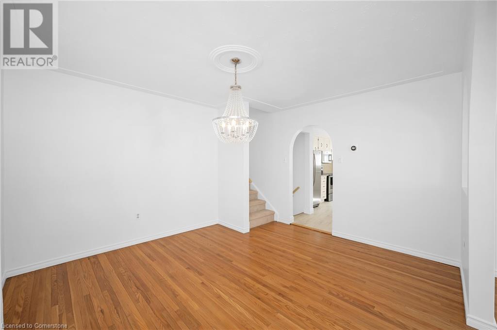 105 Lavina Crescent, Hamilton, Ontario  L9C 5S8 - Photo 8 - 40698972
