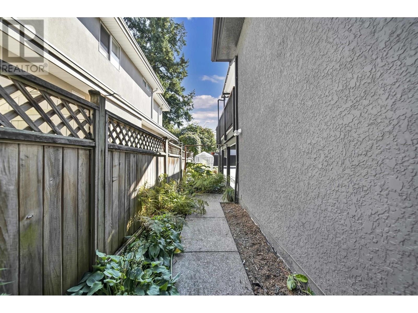 808 Runnymede Avenue, Coquitlam, British Columbia  V3J 2V2 - Photo 25 - R3000663