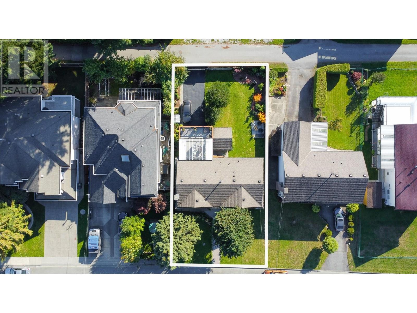 808 Runnymede Avenue, Coquitlam, British Columbia  V3J 2V2 - Photo 31 - R3000663