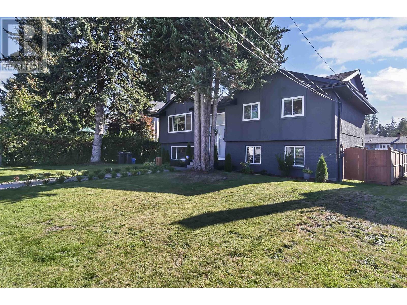 808 Runnymede Avenue, Coquitlam, British Columbia  V3J 2V2 - Photo 2 - R3000663