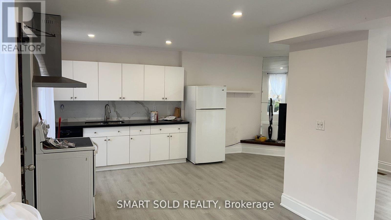 42a Amelia Street, Toronto, Ontario  M4S 1E1 - Photo 3 - C12205726