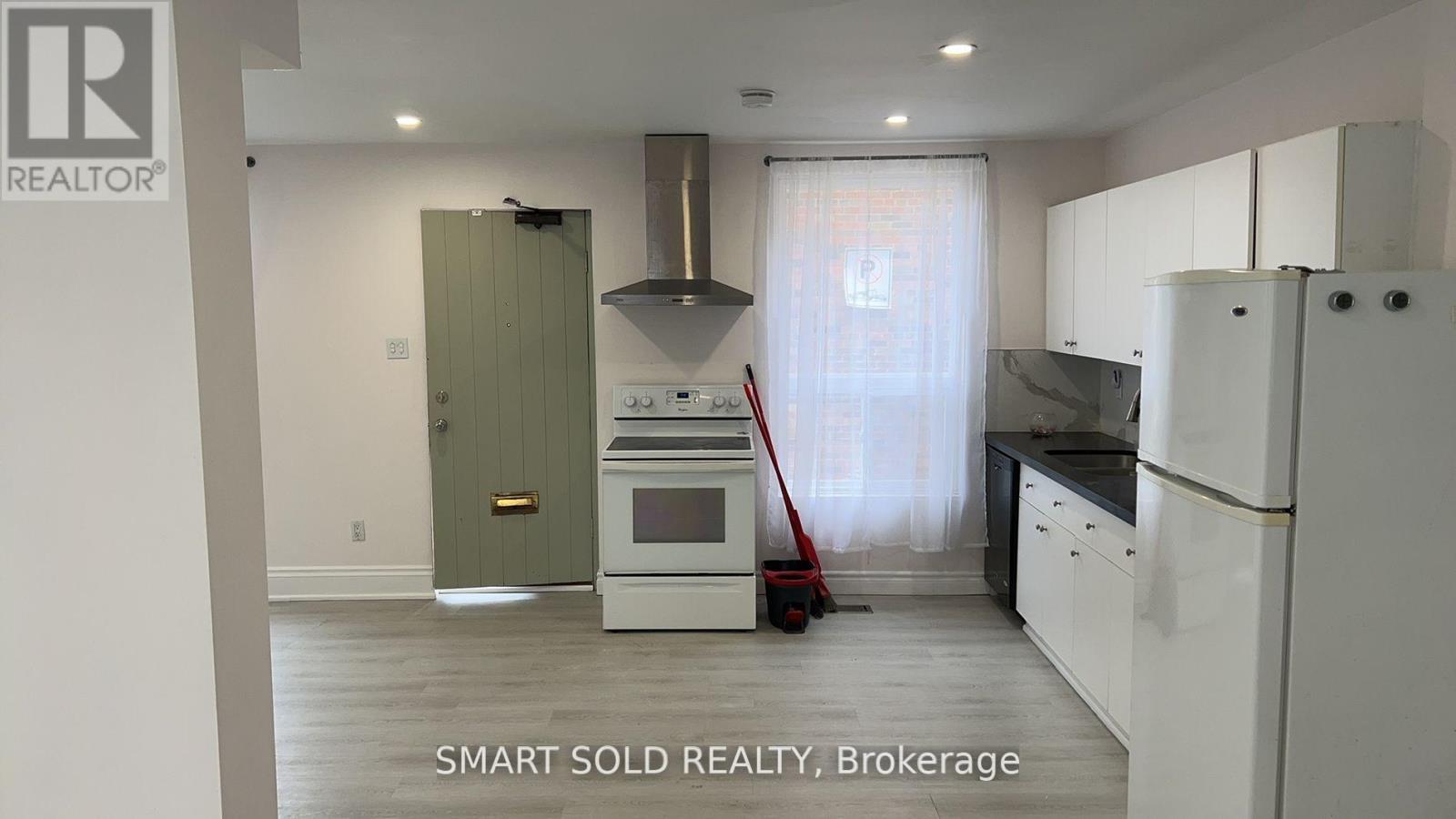 42a Amelia Street, Toronto, Ontario  M4S 1E1 - Photo 4 - C12205726