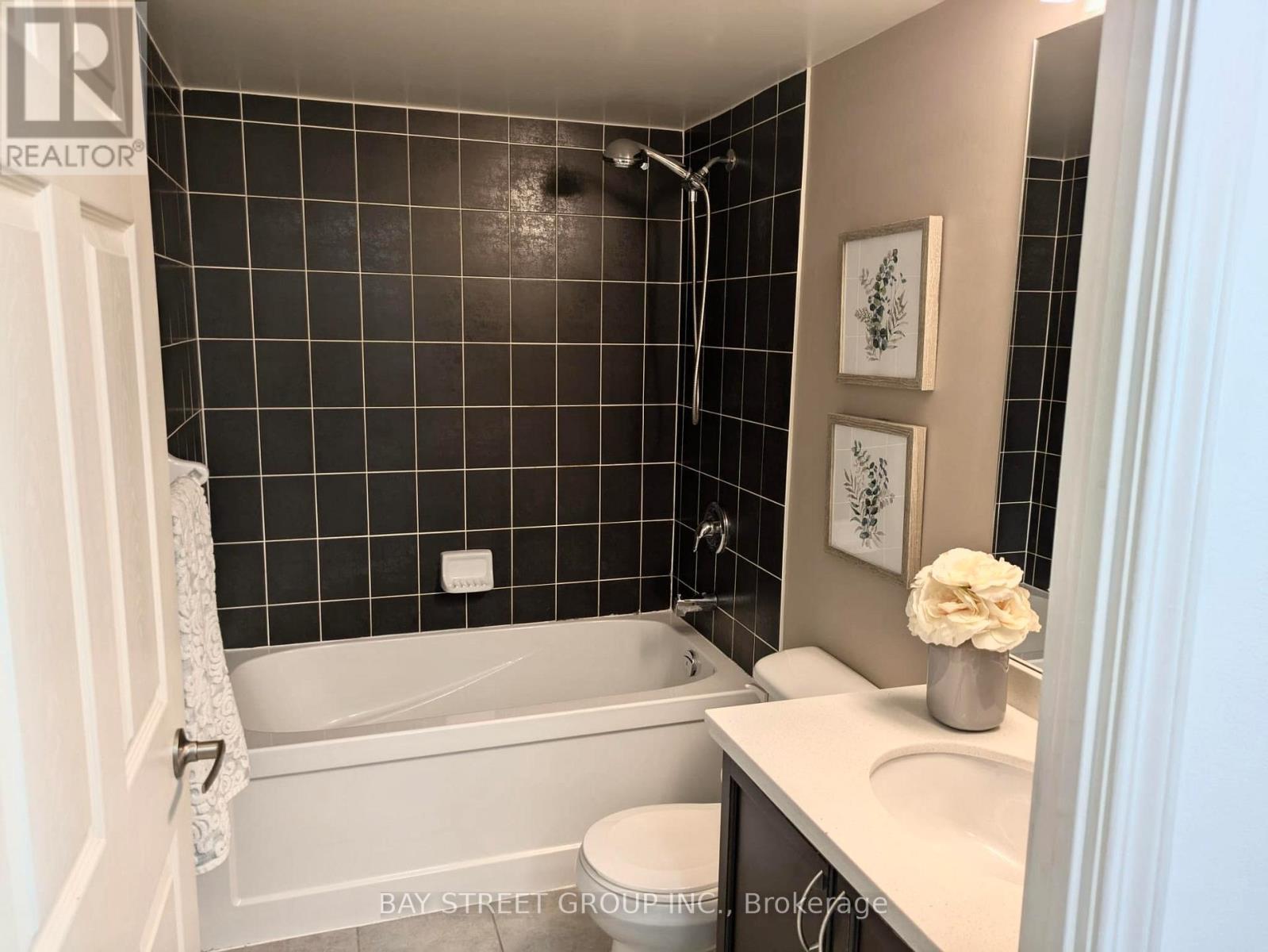 3808 - 19 Grand Trunk Crescent E, Toronto, Ontario  M5J 3A3 - Photo 11 - C12205740