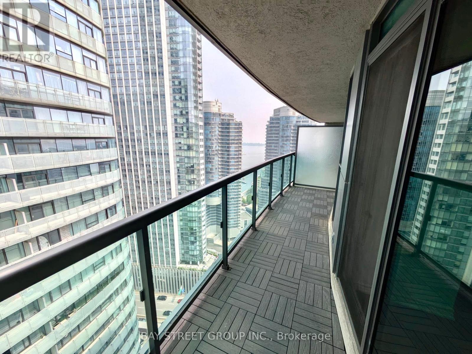 3808 - 19 Grand Trunk Crescent E, Toronto, Ontario  M5J 3A3 - Photo 12 - C12205740