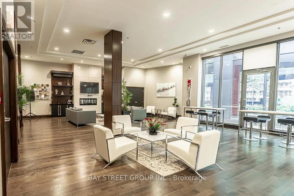 3808 - 19 Grand Trunk Crescent E, Toronto, Ontario  M5J 3A3 - Photo 18 - C12205740