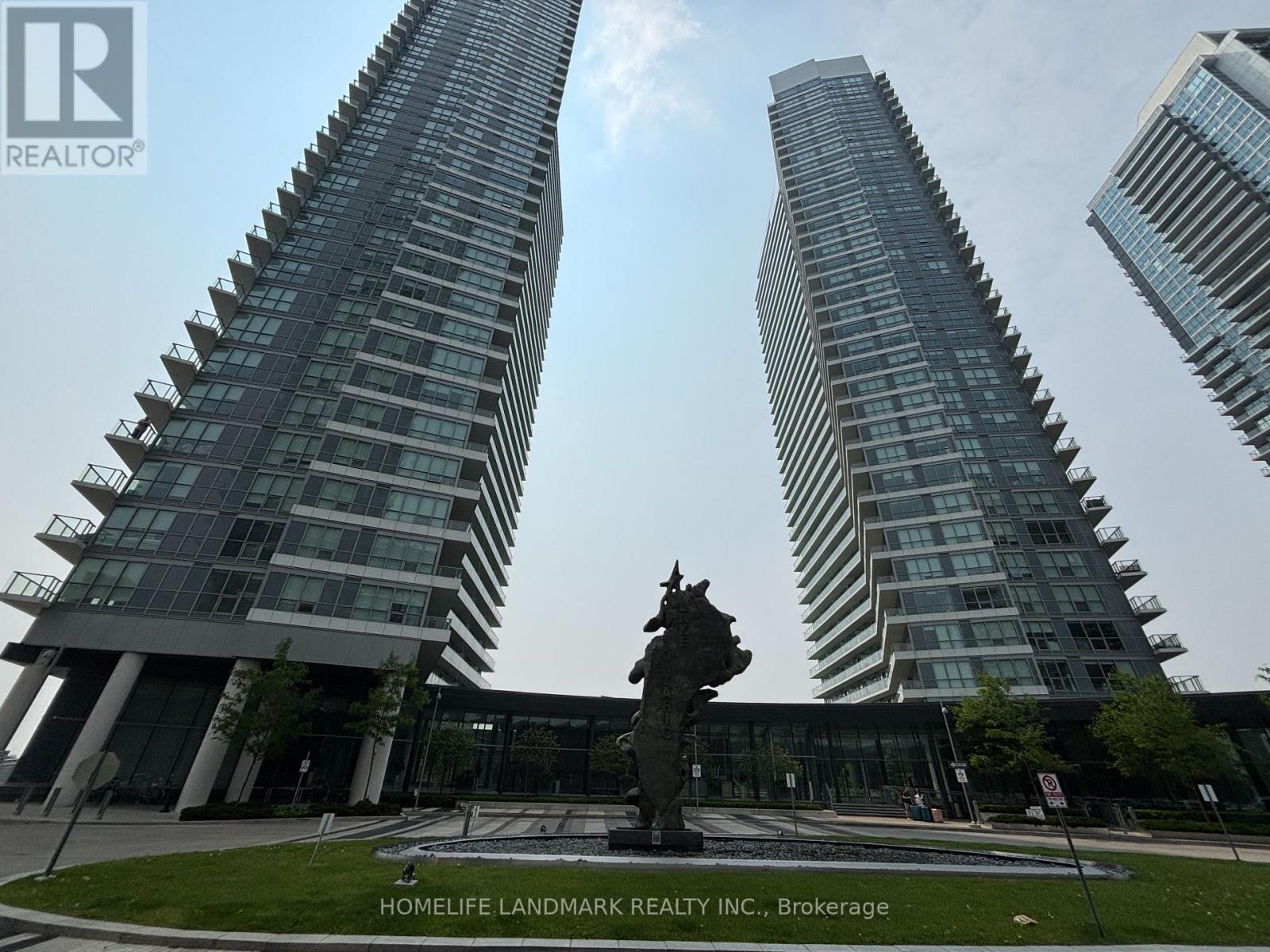 2805 - 115 Mcmahon Drive, Toronto, Ontario  M2K 2X9 - Photo 1 - C12205749