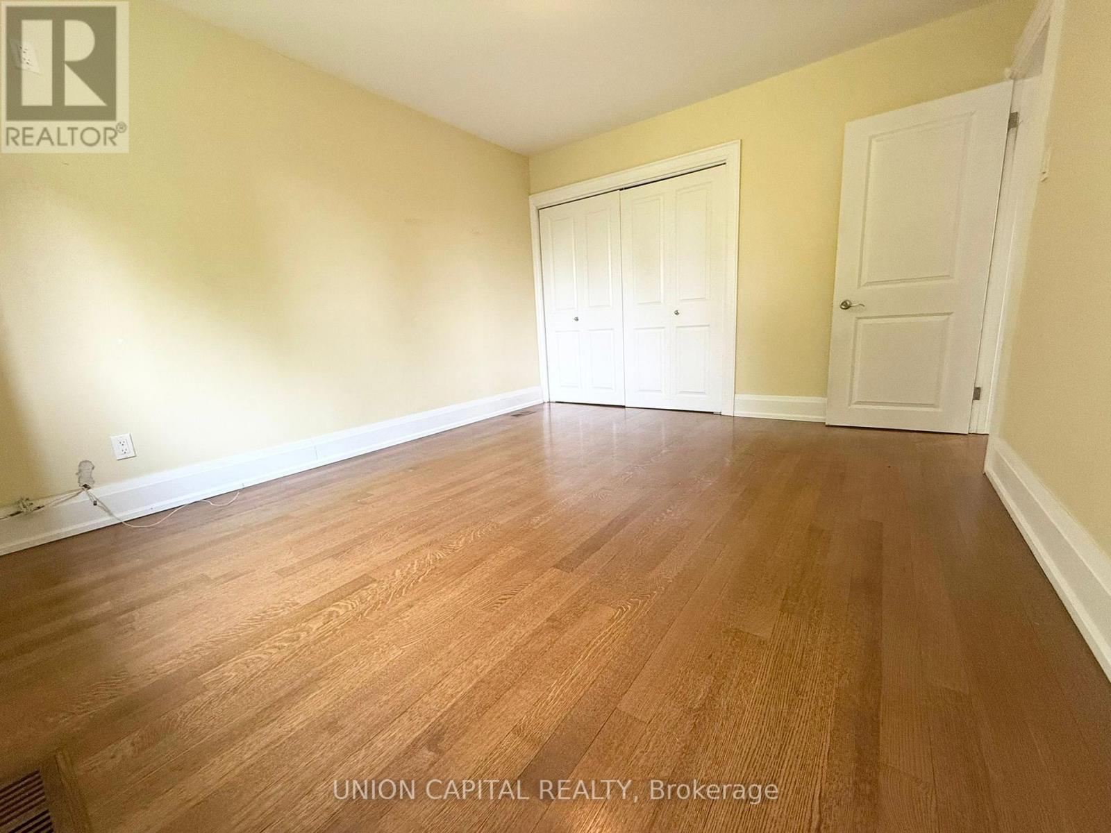 99 Wyndcliff Crescent, Toronto, Ontario  M4A 2J9 - Photo 13 - C12205779