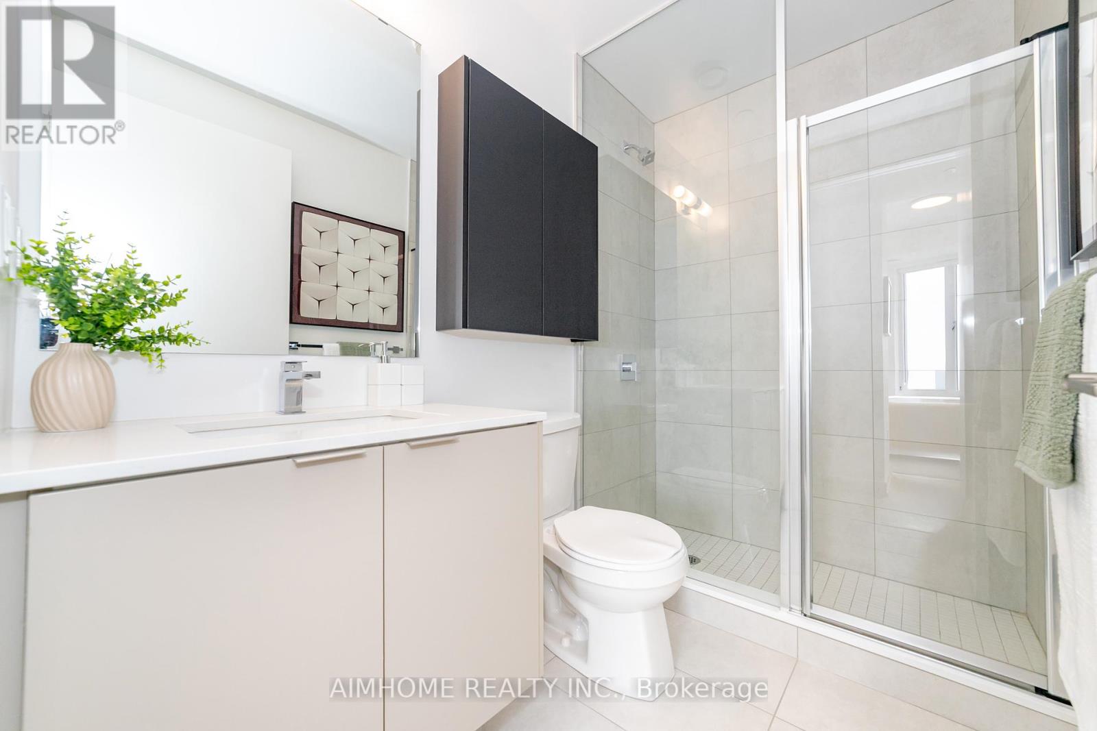 1510 - 8 Tippett Road, Toronto, Ontario  M3H 0E7 - Photo 19 - C12205782
