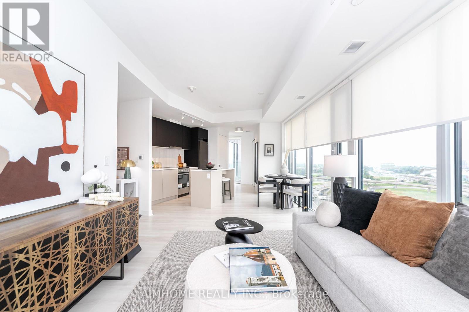 1510 - 8 Tippett Road, Toronto, Ontario  M3H 0E7 - Photo 9 - C12205782