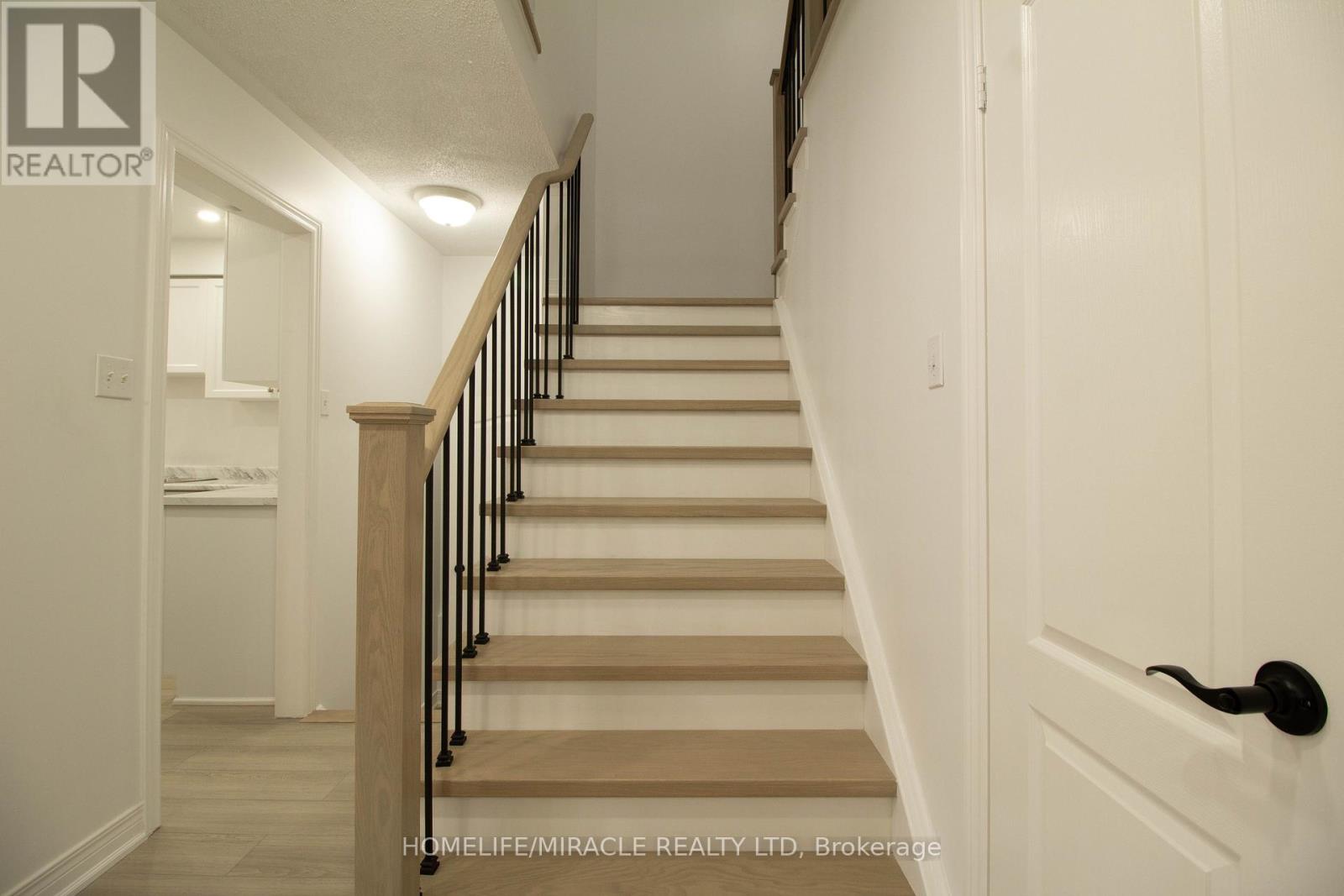 67 Dadson Drive, Clarington, Ontario  L1C 5J1 - Photo 13 - E12205757