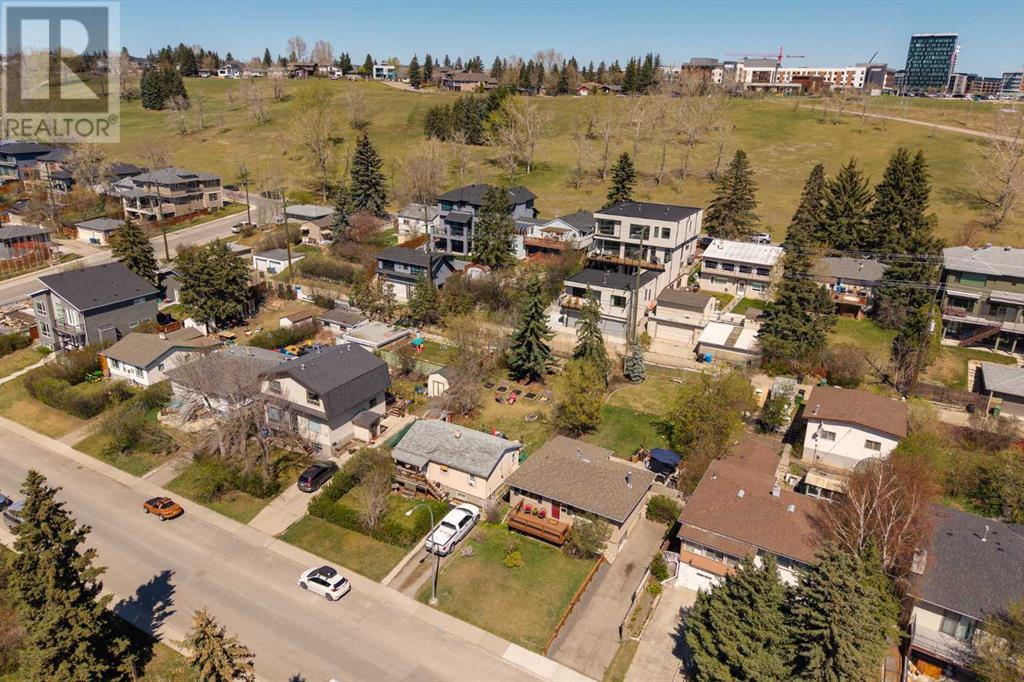 Property at 4616 22 Avenue NW image 5