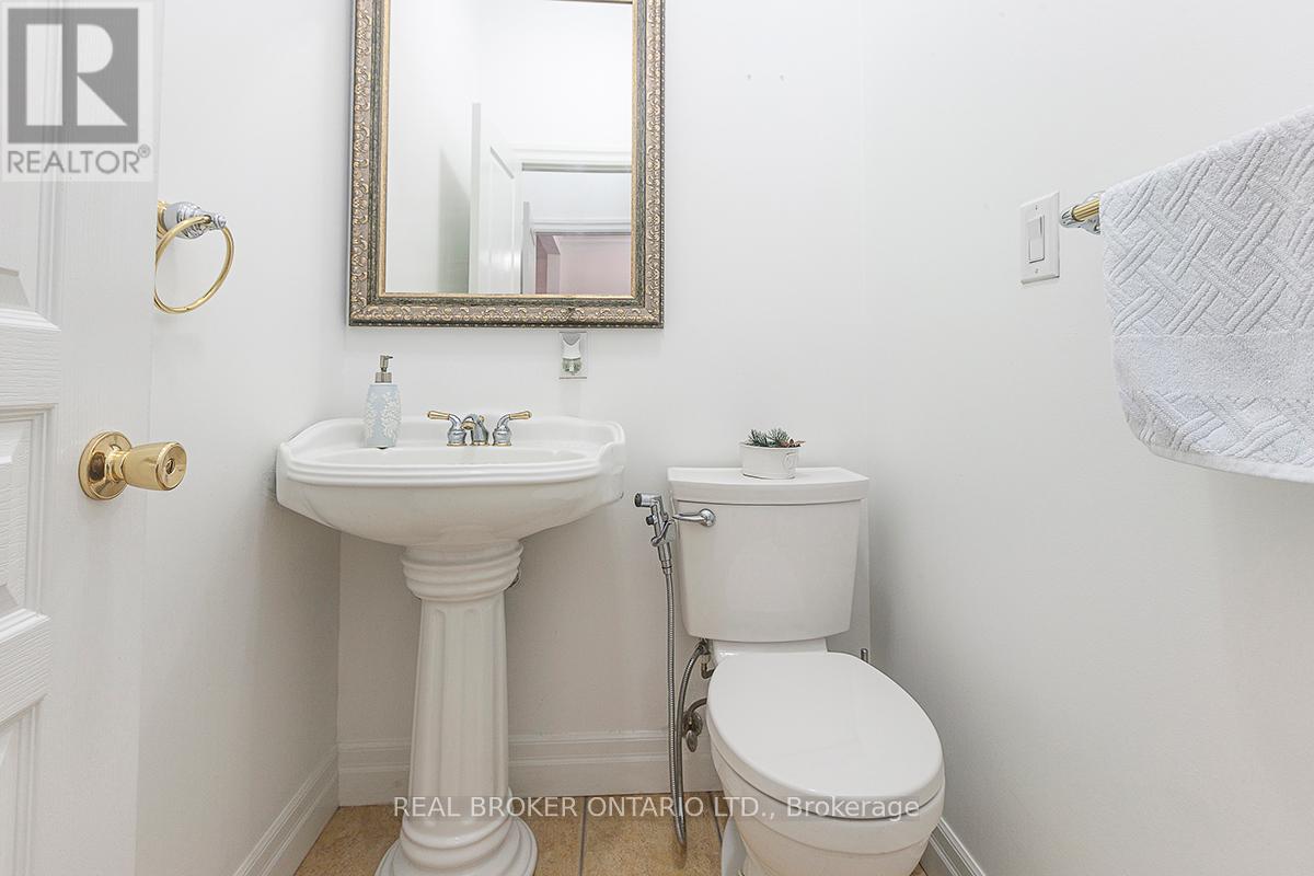 10 Costner Place, Caledon, Ontario  L7E 0C7 - Photo 15 - W12205720