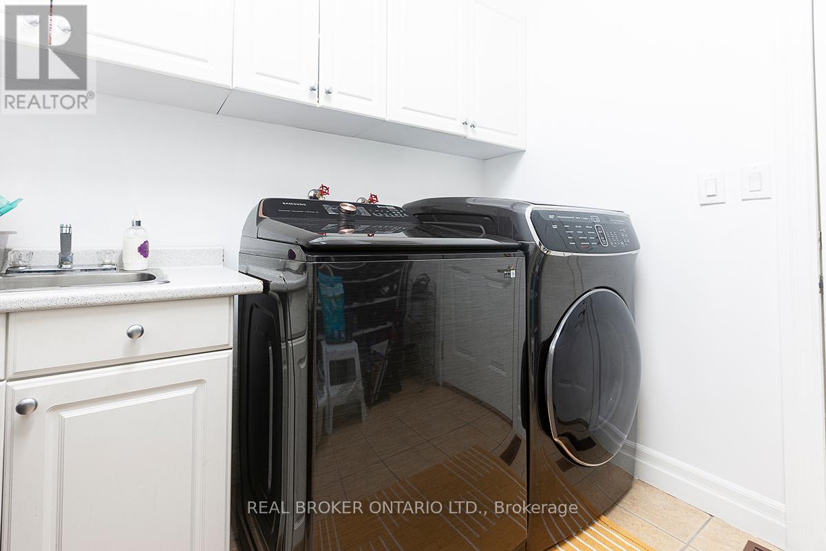 10 Costner Place, Caledon, Ontario  L7E 0C7 - Photo 16 - W12205720