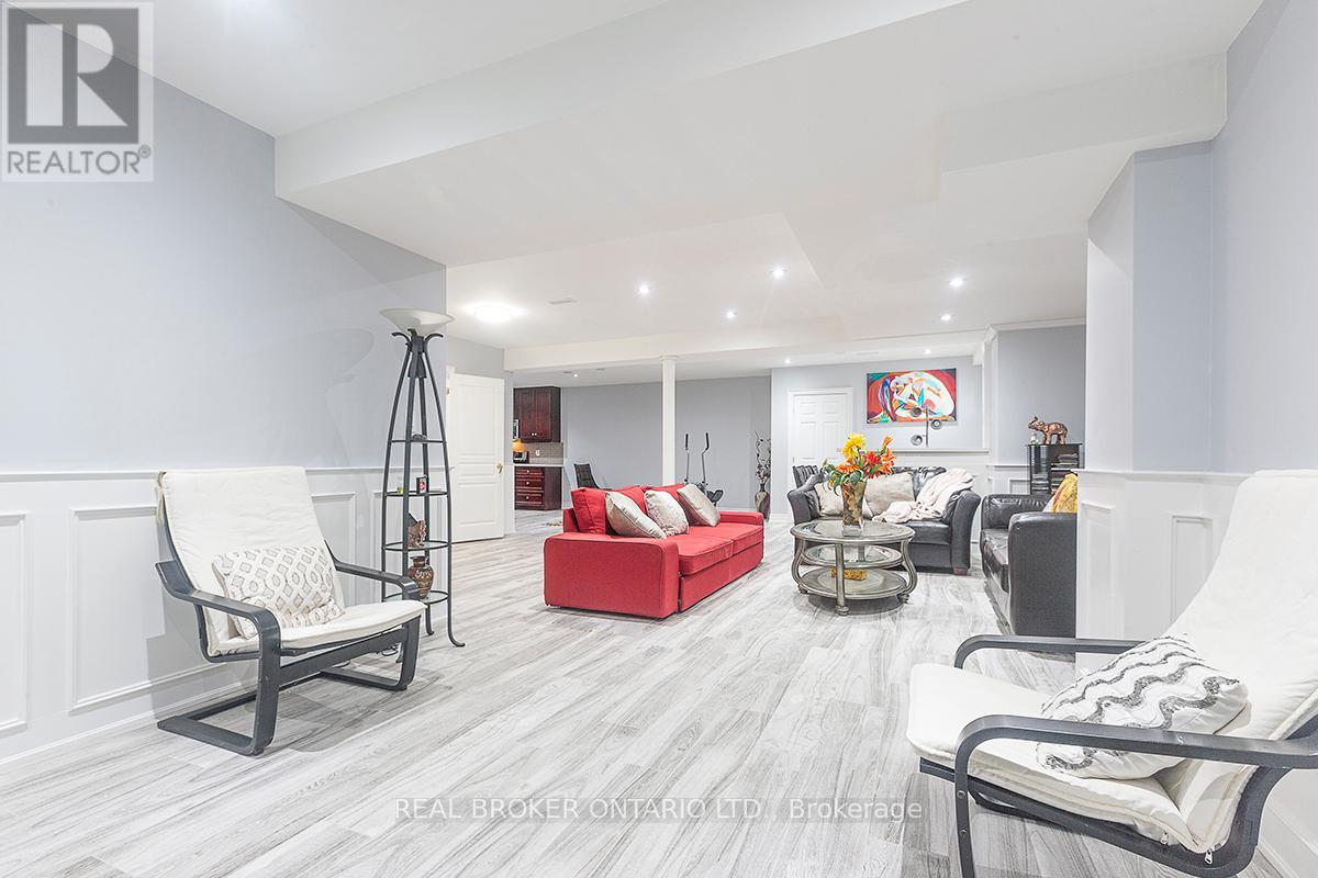 10 Costner Place, Caledon, Ontario  L7E 0C7 - Photo 33 - W12205720