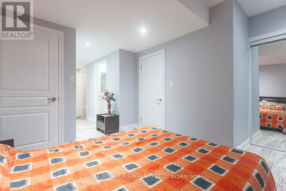 10 Costner Place, Caledon, Ontario  L7E 0C7 - Photo 35 - W12205720
