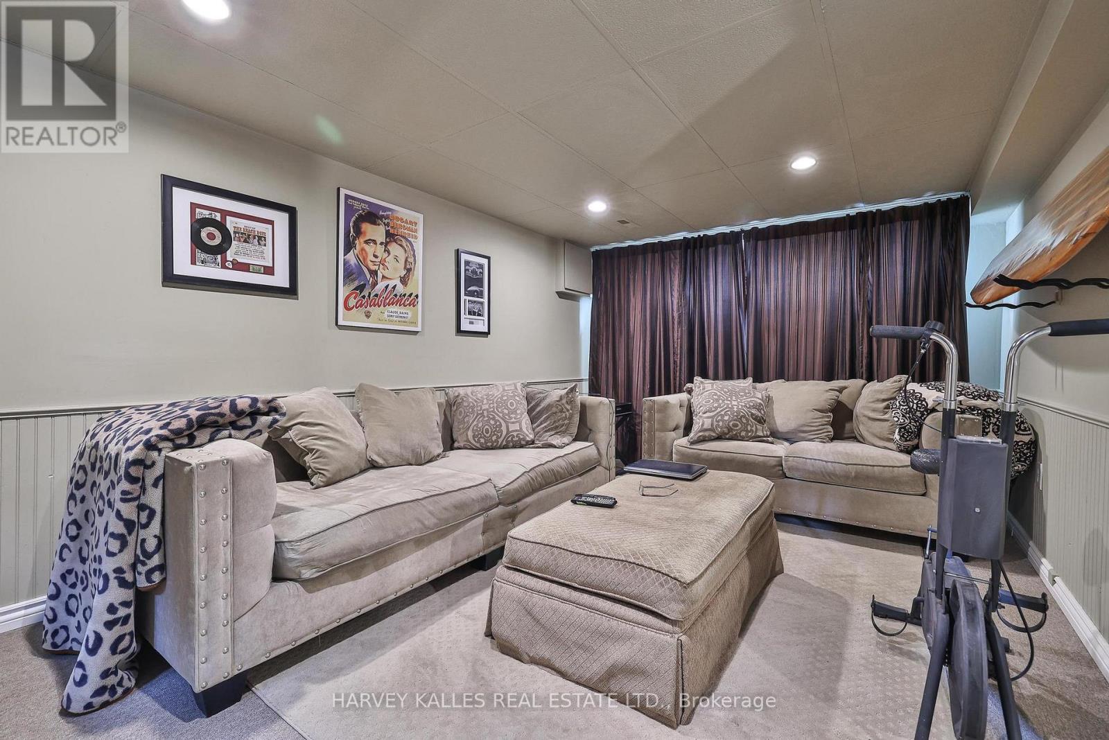 437 Seaton Drive, Oakville (Wo West), Ontario  L6L 3Y3 - Photo 28 - W12205768