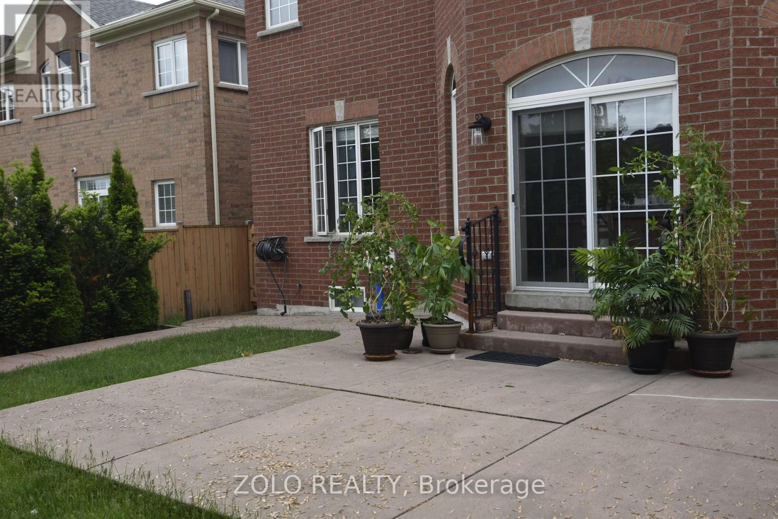 22 Showboat Crescent, Brampton, Ontario  L6V 4R5 - Photo 49 - W12205771