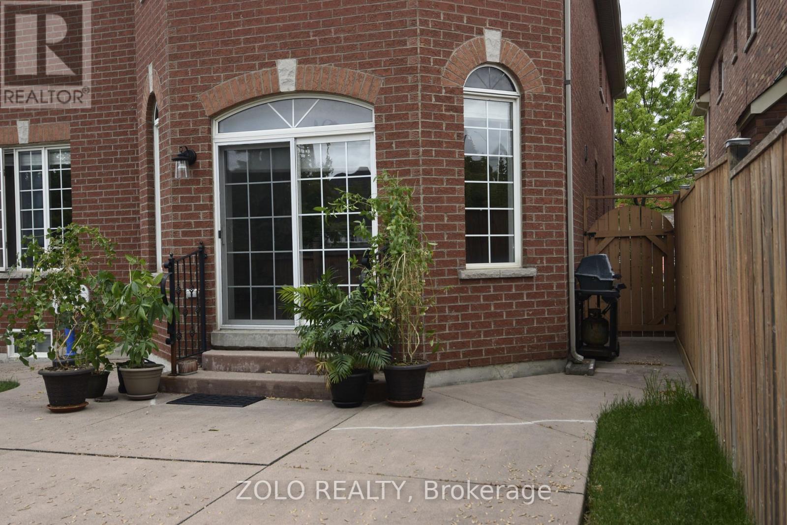 22 Showboat Crescent, Brampton, Ontario  L6V 4R5 - Photo 50 - W12205771