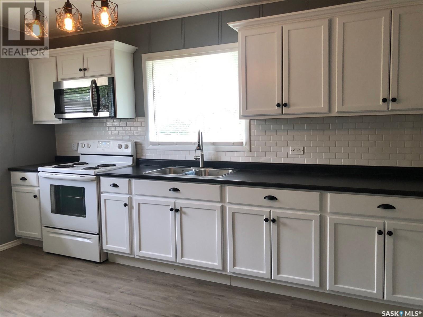 216 Mary Street, Canora, Saskatchewan  S0A 0L0 - Photo 18 - SK008763