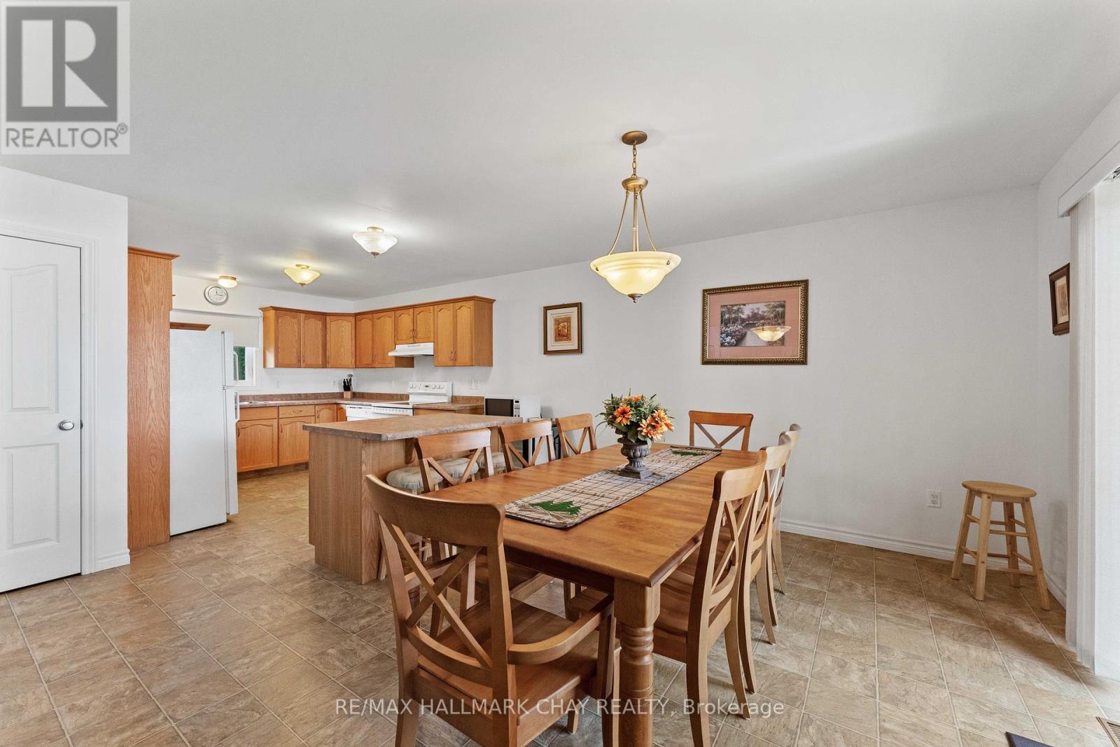 1832 Kilworthy Road, Gravenhurst, Ontario  P0E 1G0 - Photo 24 - X12205747