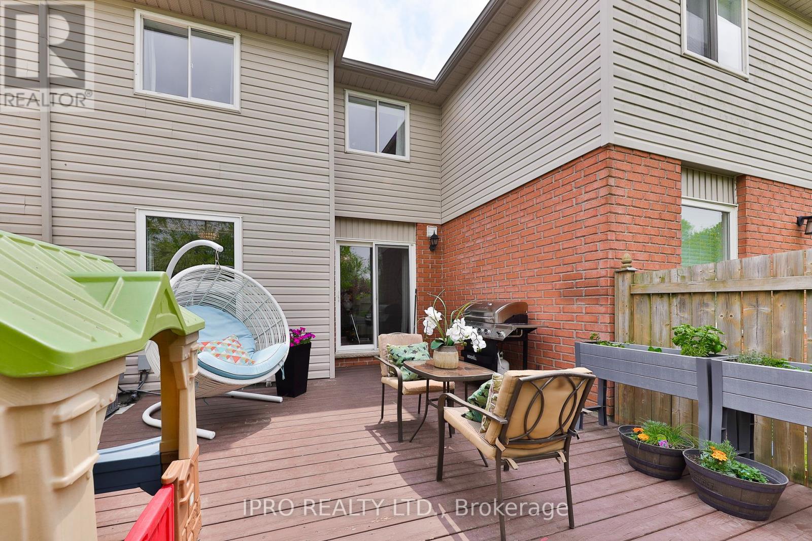 67 Green Gate Boulevard, Cambridge, Ontario  N1T 2E1 - Photo 45 - X12205786