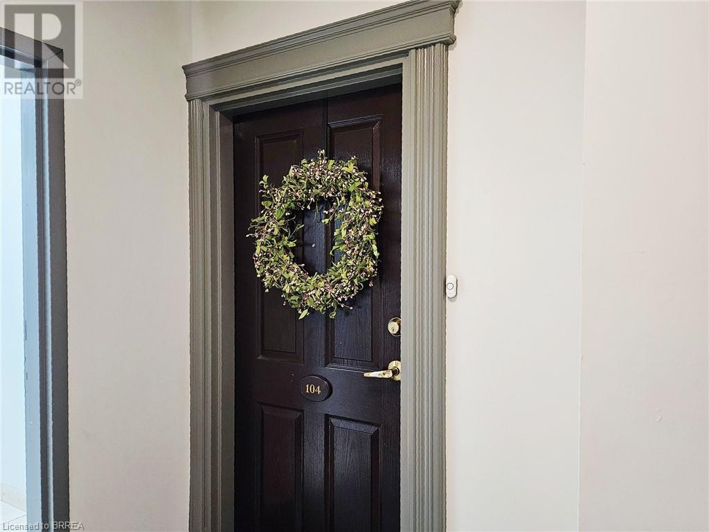 255 Keats Way Unit# 104, Waterloo, Ontario  N2L 6N6 - Photo 7 - 40695912