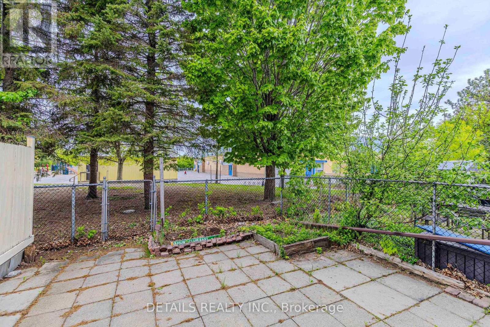 32 Winnegreen Court W, Ottawa, Ontario  K1G 5S2 - Photo 43 - X12205794