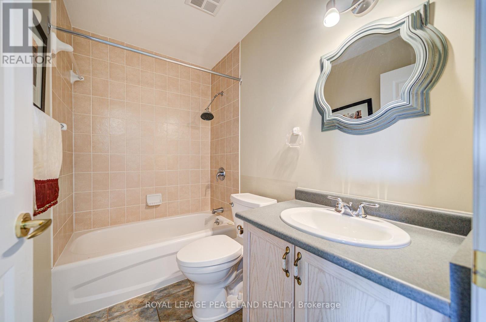 520 - 900 Bogart Mill Trail, Newmarket (Gorham-College Manor), Ontario  L3Y 8V5 - Photo 34 - N12205799