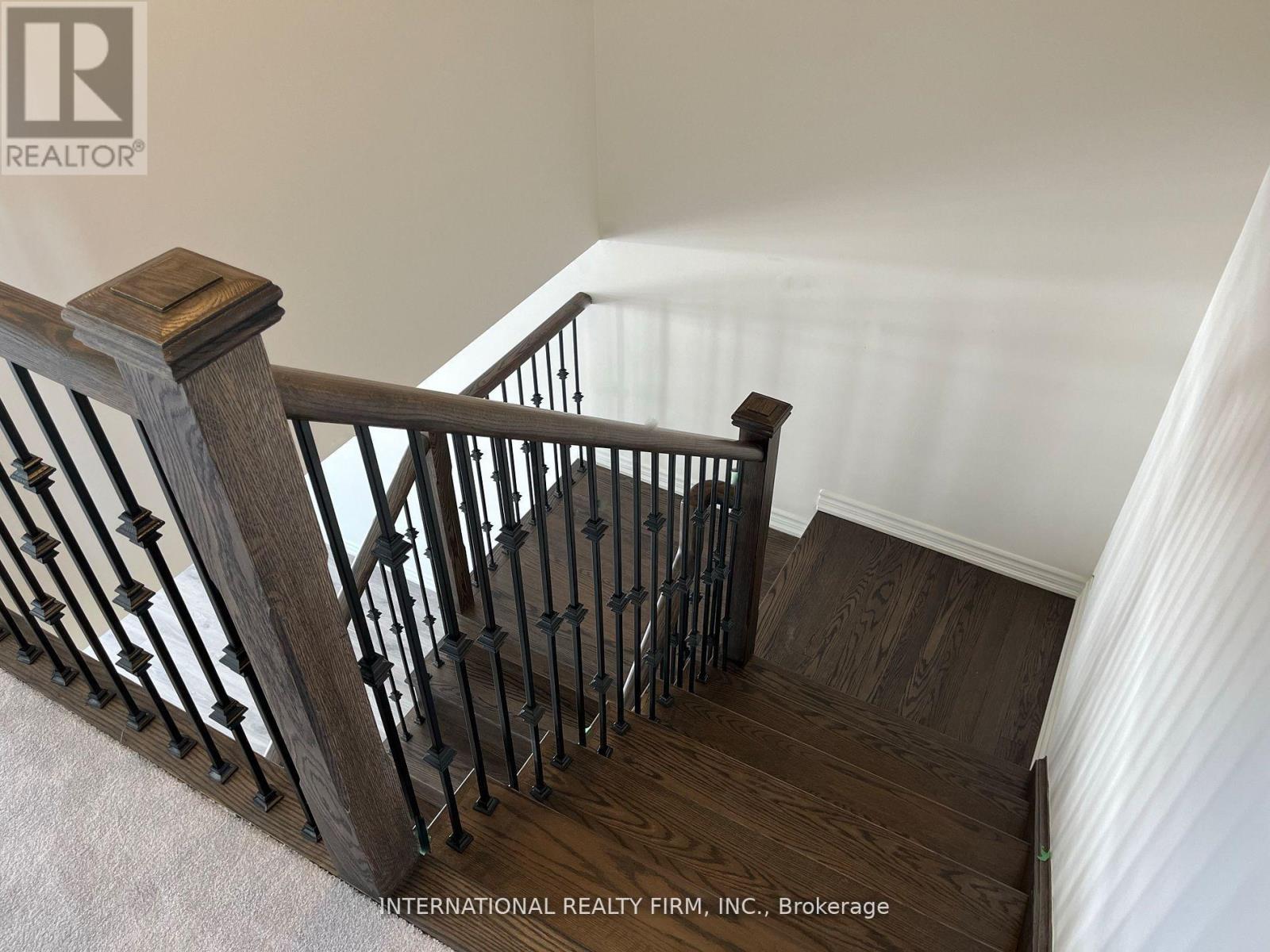 84 Kenneth Rogers Crescent, East Gwillimbury (Queensville), Ontario  L0G 1R0 - Photo 15 - N12205800