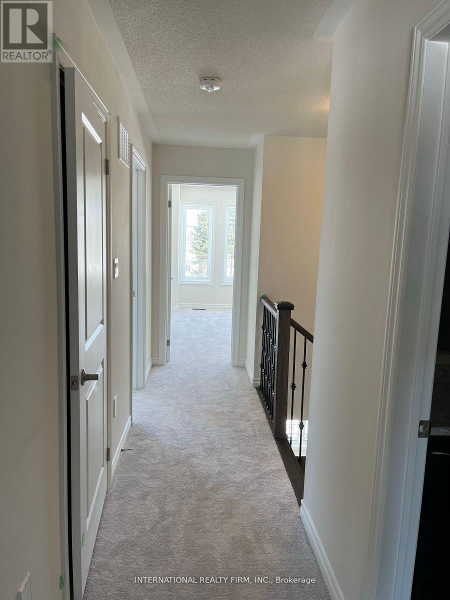 84 Kenneth Rogers Crescent, East Gwillimbury (Queensville), Ontario  L0G 1R0 - Photo 18 - N12205800
