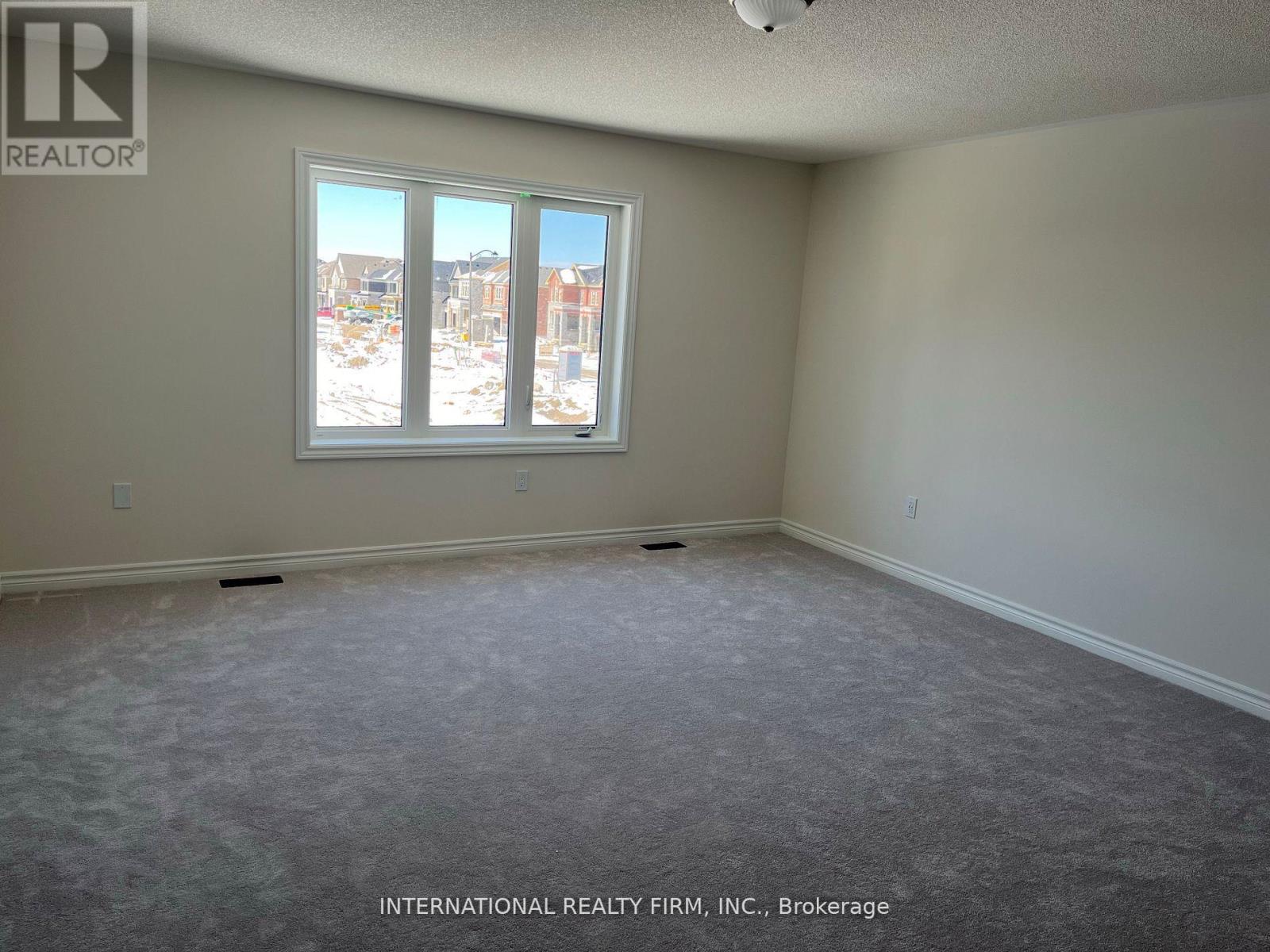 84 Kenneth Rogers Crescent, East Gwillimbury (Queensville), Ontario  L0G 1R0 - Photo 24 - N12205800