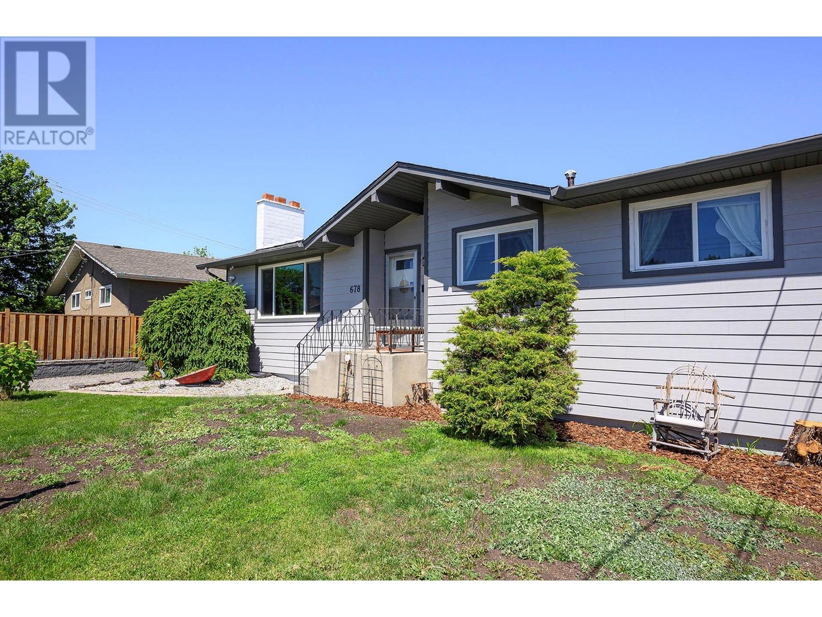 678 York Avenue, Kamloops, British Columbia  V2B 2A5 - Photo 2 - 10347873