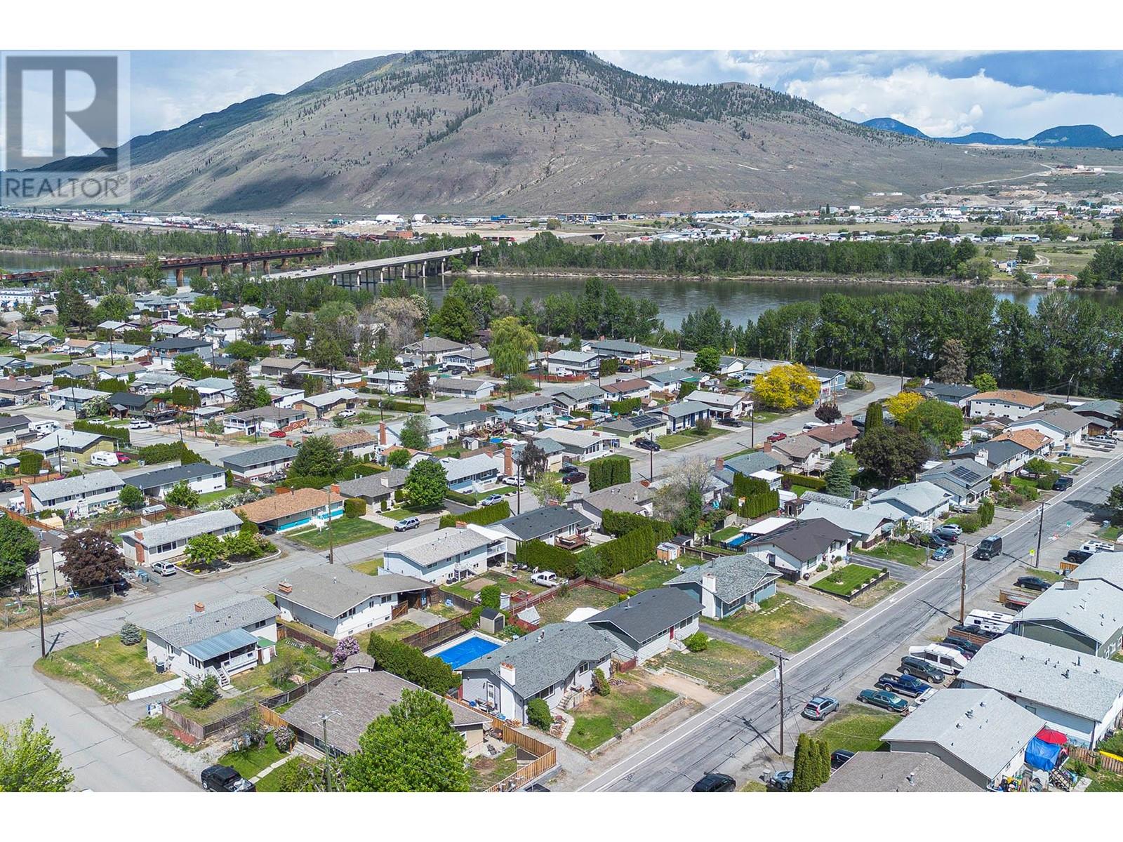 678 York Avenue, Kamloops, British Columbia  V2B 2A5 - Photo 46 - 10347873