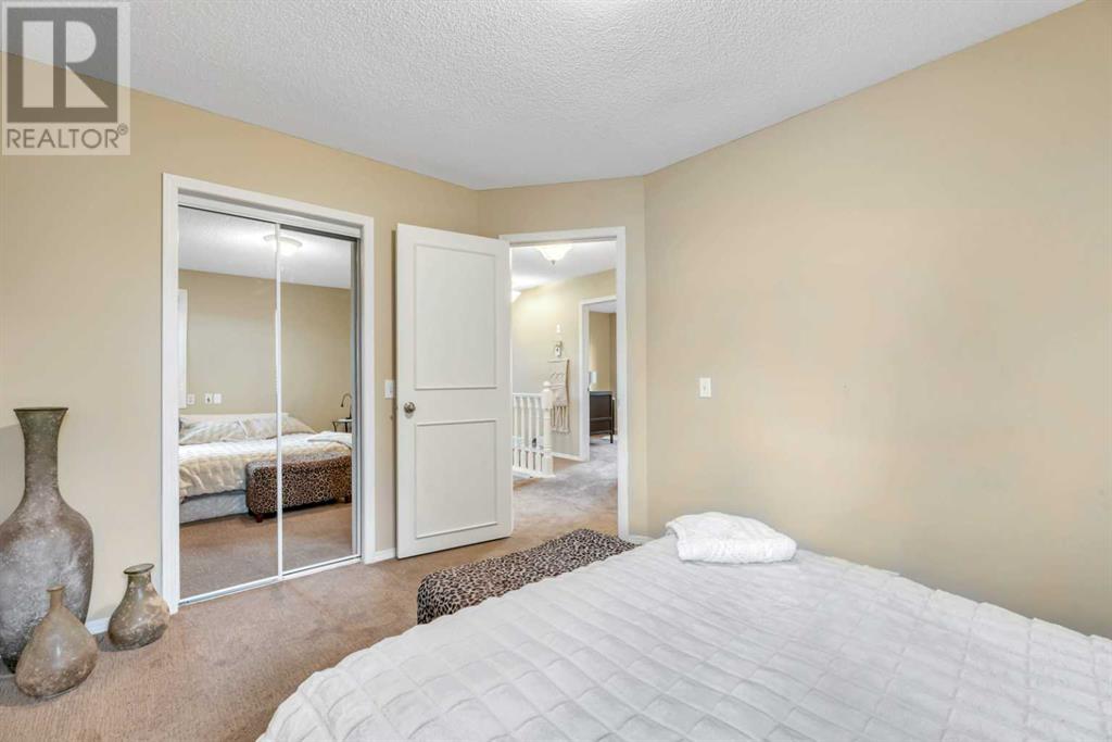 136 Mt Robson Circle Se, Calgary, Alberta  T2Z 2C1 - Photo 21 - A2226762