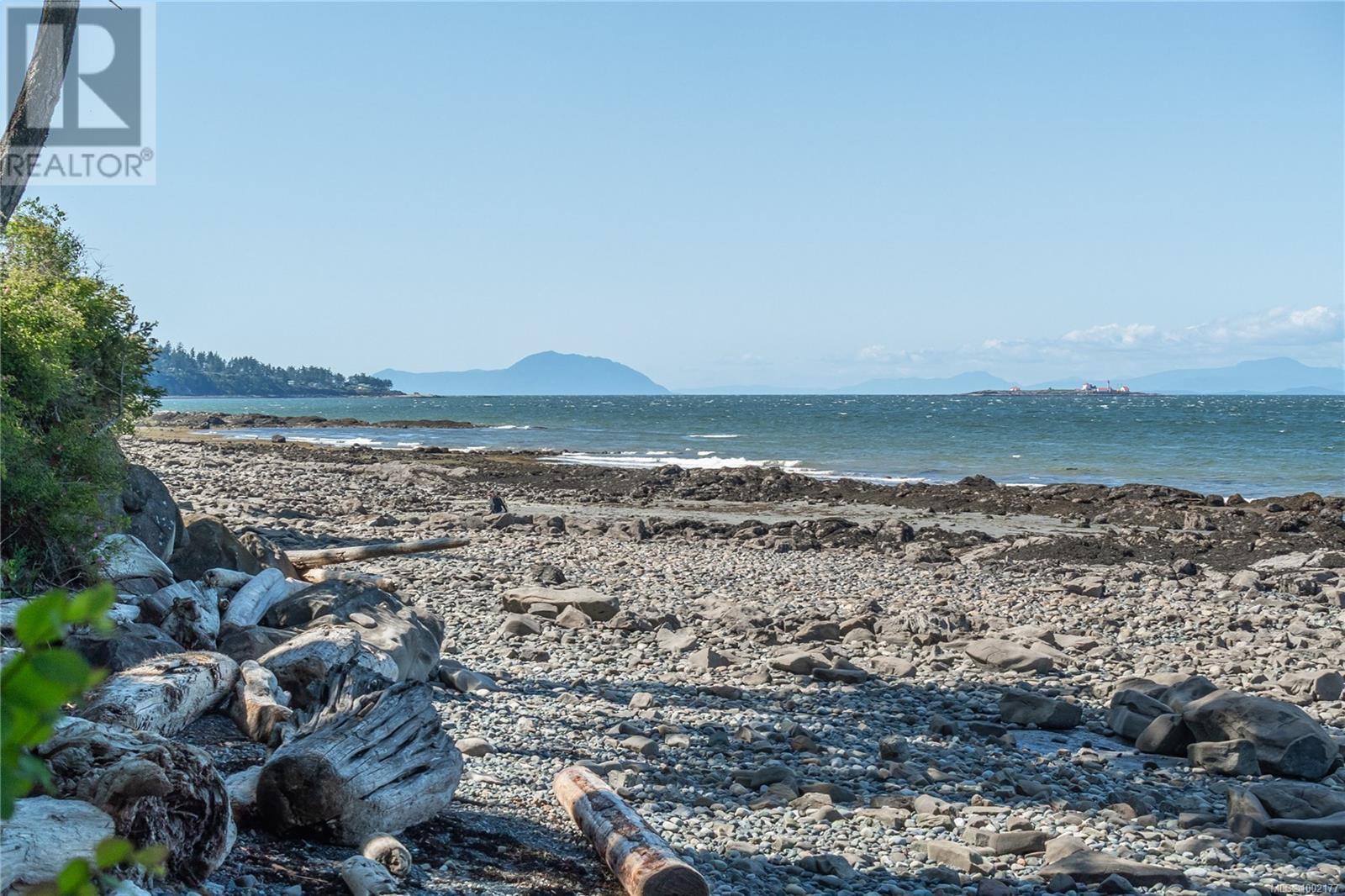 1664 Queequeg Trnabt, Gabriola Island, British Columbia  V0R 1X5 - Photo 12 - 1002177