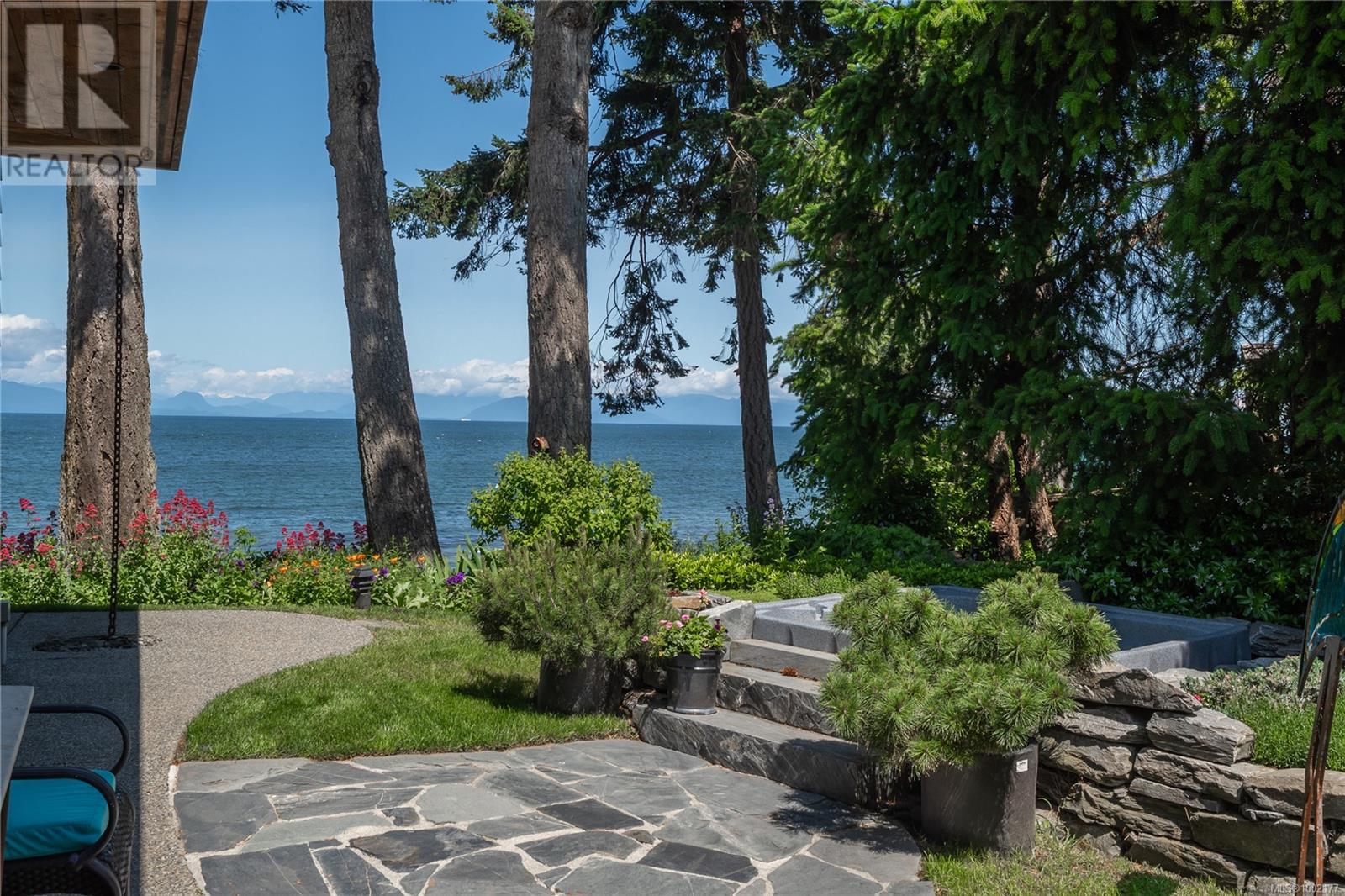 1664 Queequeg Trnabt, Gabriola Island, British Columbia  V0R 1X5 - Photo 37 - 1002177