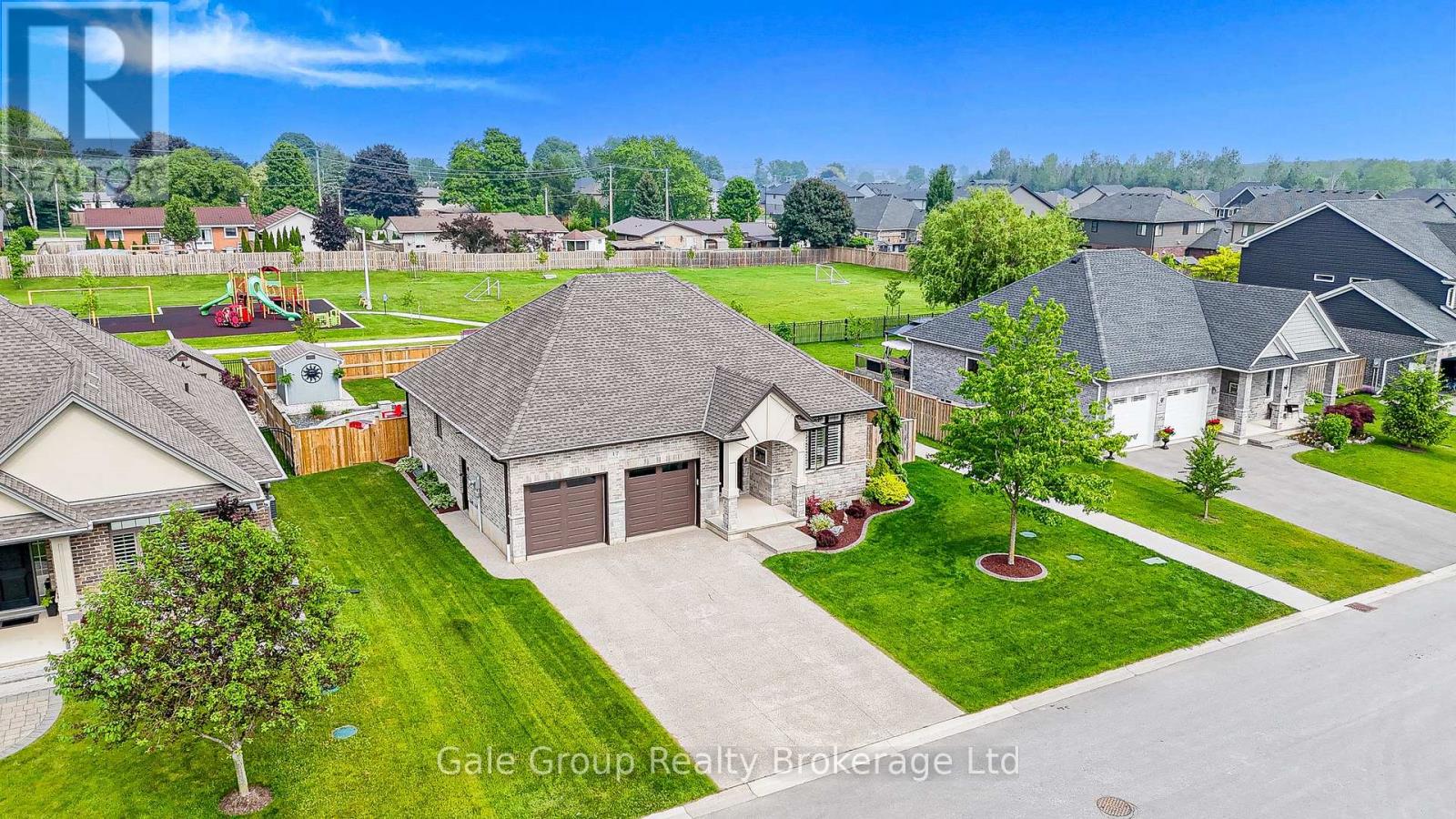 17 Amanda Avenue, South-West Oxford (Mount Elgin), Ontario  N0J 1N0 - Photo 1 - X12205855