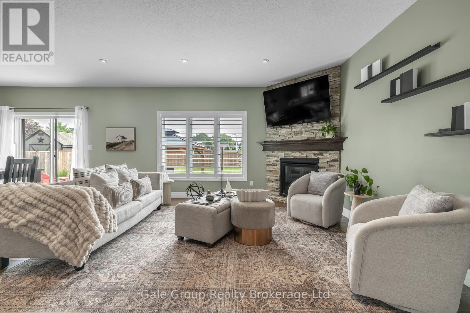 17 Amanda Avenue, South-West Oxford (Mount Elgin), Ontario  N0J 1N0 - Photo 8 - X12205855
