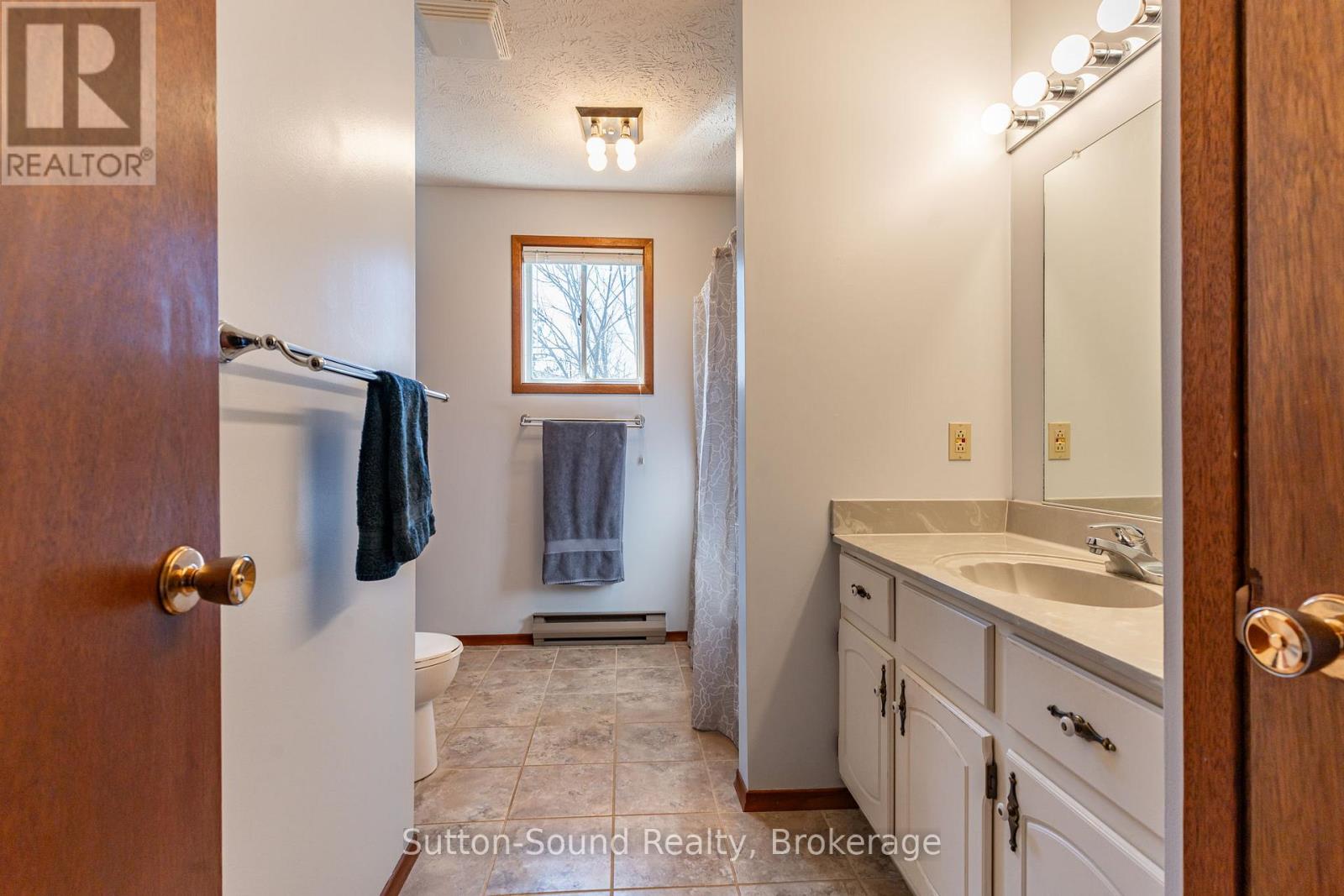 525 2nd Street W, Owen Sound, Ontario  N4K 6R6 - Photo 15 - X12205843