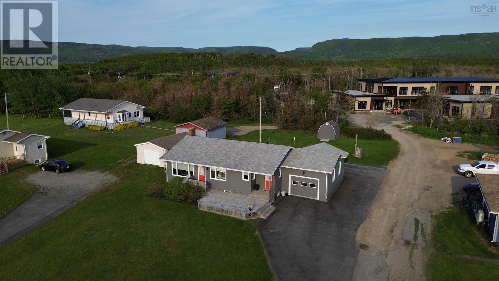 17 Chemin De Susanne Road, Chéticamp, Nova Scotia  B0E 1H0 - Photo 1 - 202512997