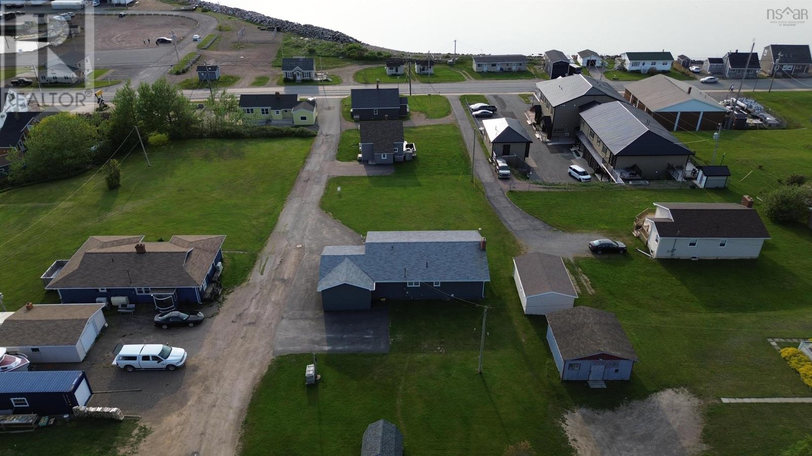 17 Chemin De Susanne Road, Chéticamp, Nova Scotia  B0E 1H0 - Photo 4 - 202512997