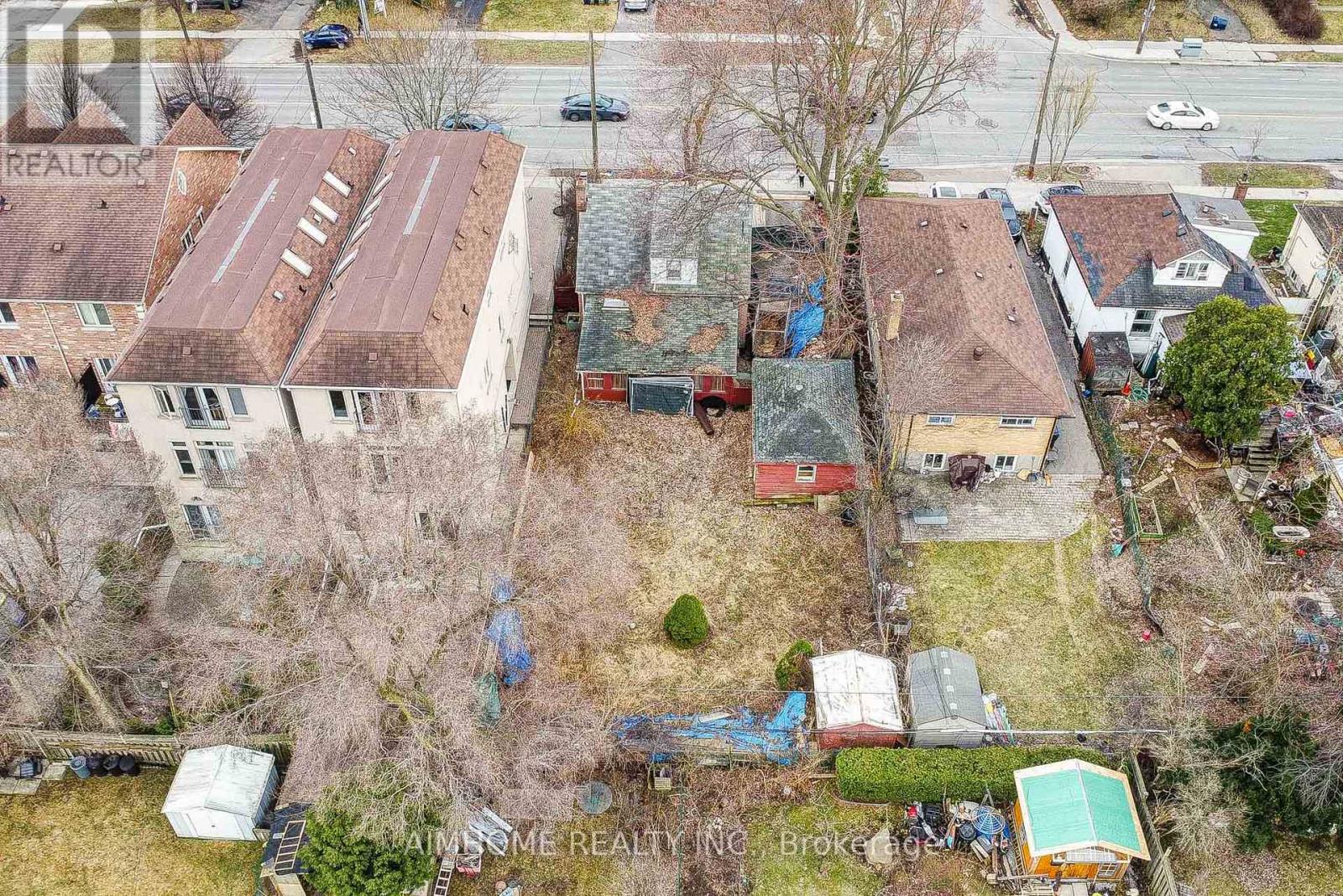 Property at 192 FINCH AVENUE E image 3
