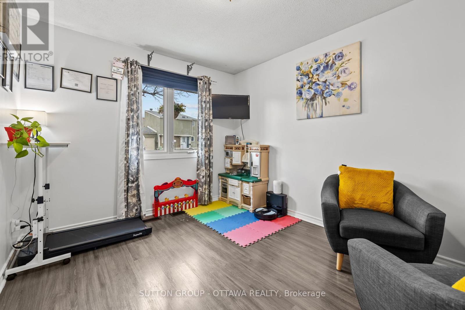 35 Jackson Court, Ottawa, Ontario  K2K 1B6 - Photo 17 - X12174385