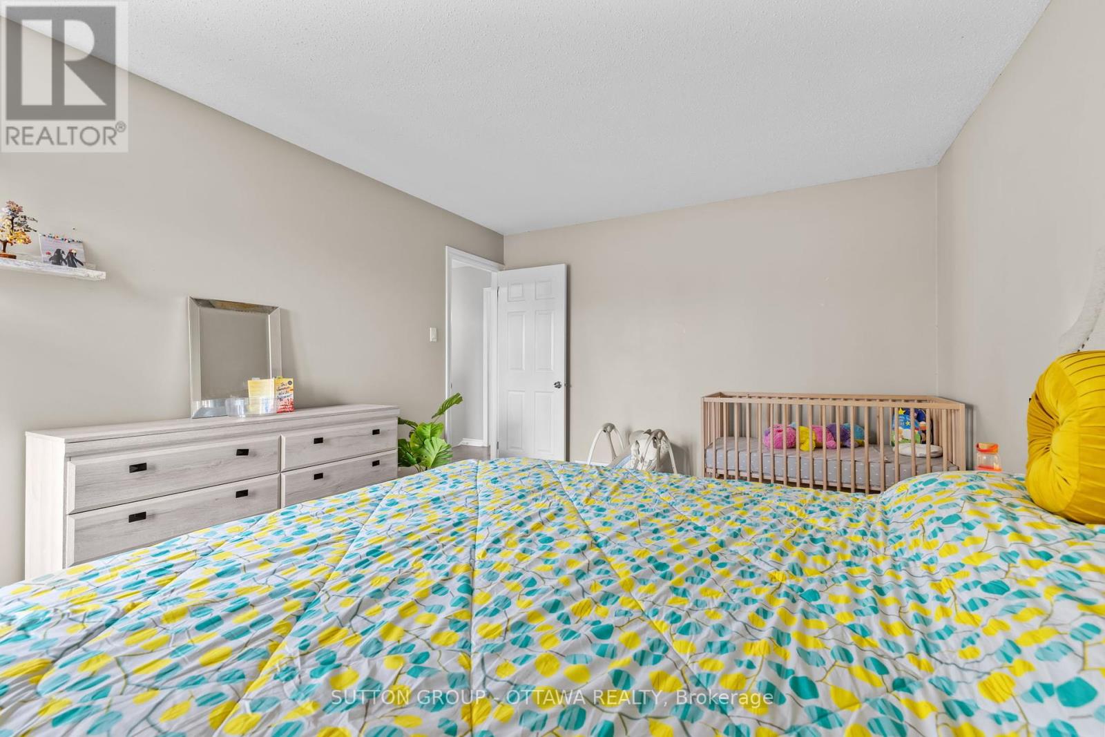 35 Jackson Court, Ottawa, Ontario  K2K 1B6 - Photo 23 - X12174385