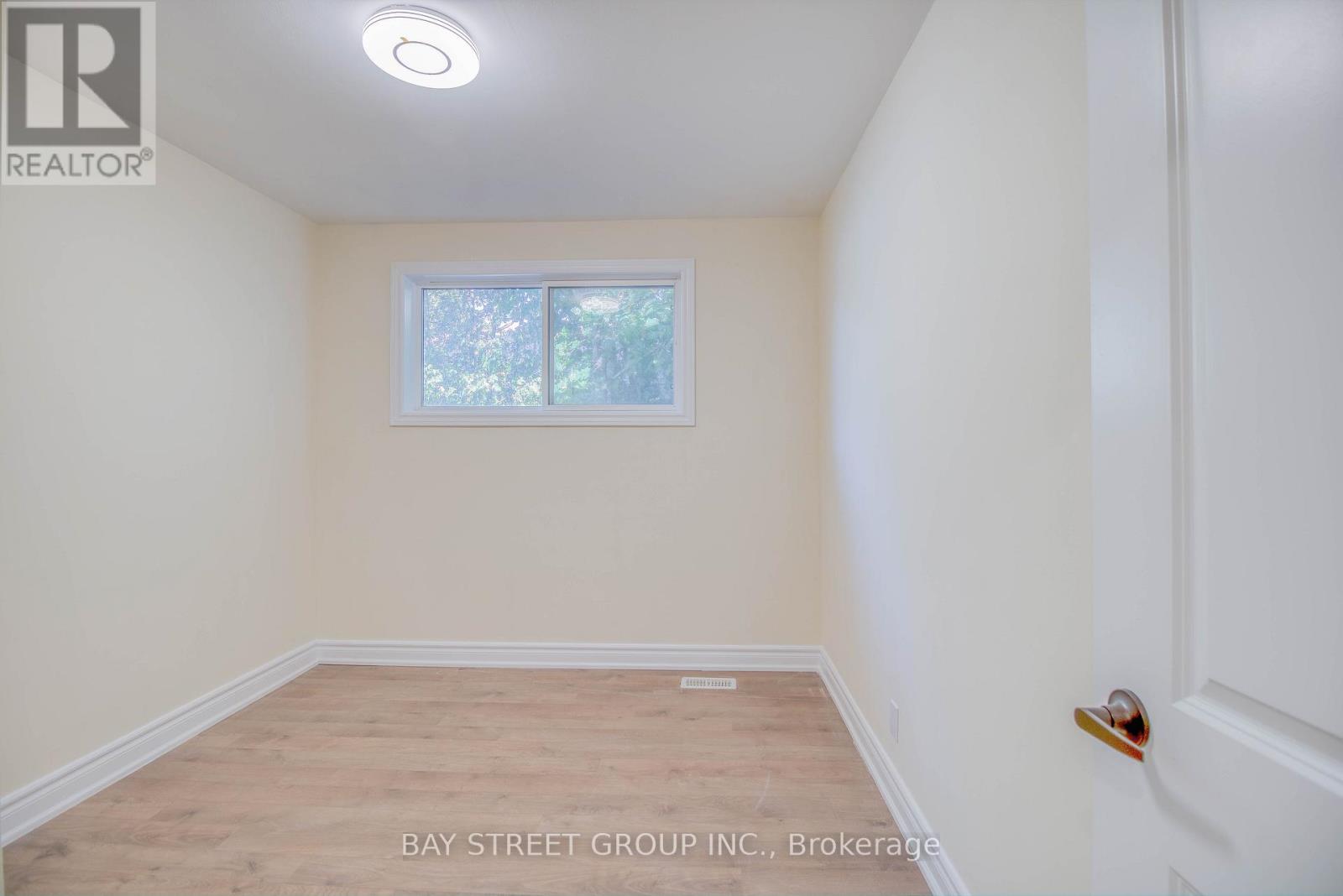 65 Davis Road, Aurora, Ontario  L4G 2B4 - Photo 16 - N12121816