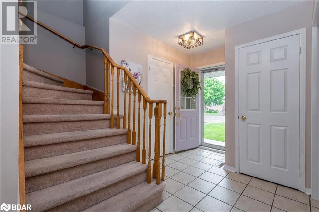 472 Haines Street, Beeton, Ontario  L0G 1A0 - Photo 3 - 40735094