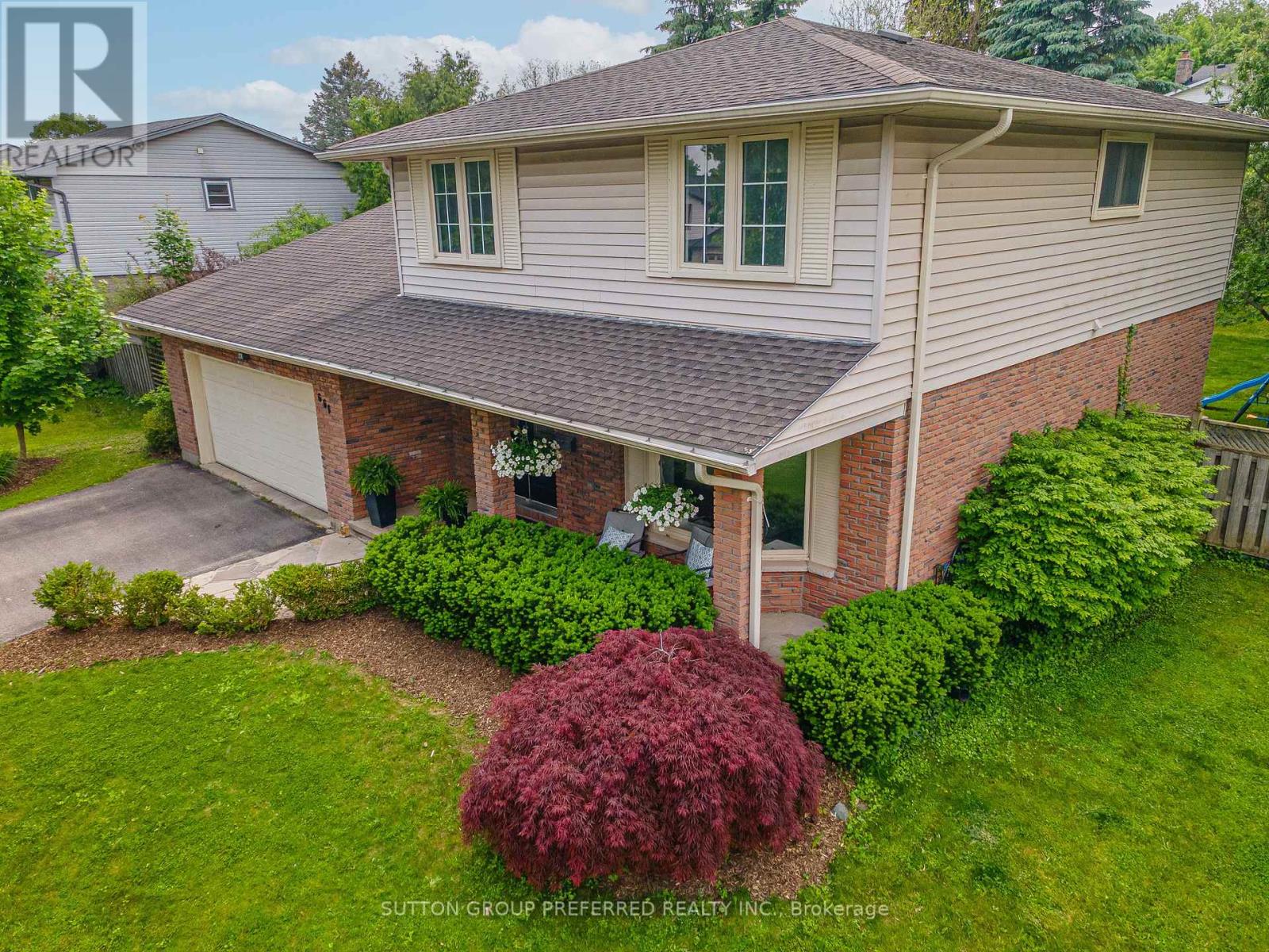 Photo 3 of 48 for 661 Cranbrook Road