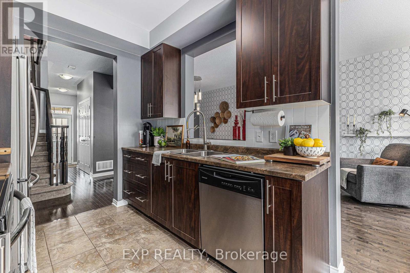 841 Tabaret Street, Ottawa, Ontario  K2M 0E7 - Photo 10 - X12205811